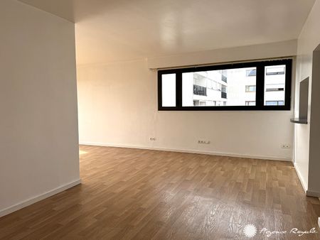 Location Appartement 5 pièces 110m² POISSY 78300 - Photo 4