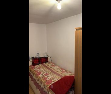 Room in a Shared House, Barnhill Road, HA9 - Photo 5