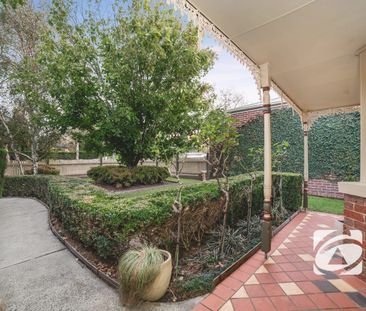 TIMELESS CHARM - Photo 2