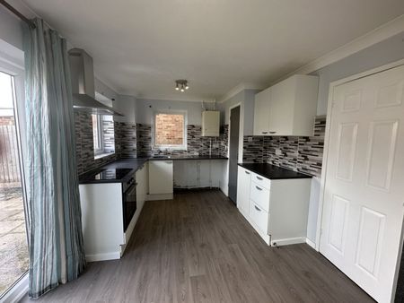 Princes of Wales Close, PE13 3HN, Wisbech - Photo 4