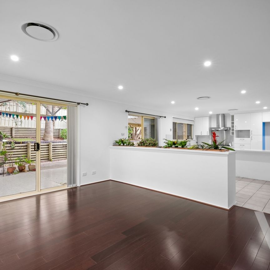 15 Whitehaven Drive, Lakelands - Photo 1