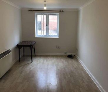 Rambler Court, Hendon, NW4 - Photo 2