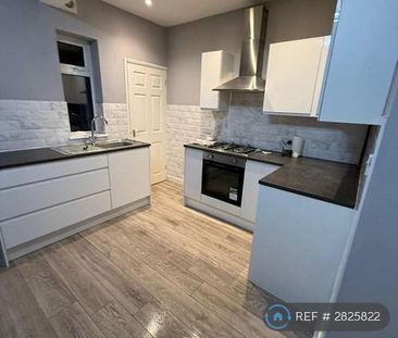 3 bedroom terraced house to rent - Photo 6