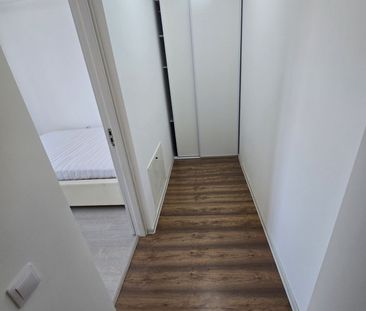 Prima închiriere Apartament 2 camere Strada Transilvaniei Baciu - Fotografie 4