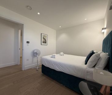 2 bedroom flat to rent - Photo 3