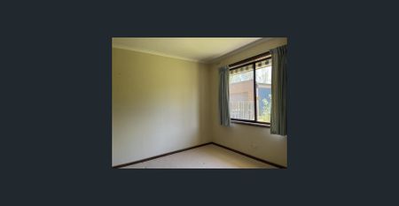 CHARMING 3 BEDROOM HOME - Photo 4