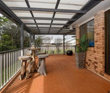 4 Bedroom Home within Walking Distance to a Park and Major Shopping... - Photo 6