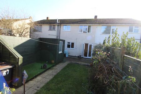 3 bedroom terraced house to rent - Photo 2