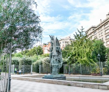 Barcelona - Photo 6