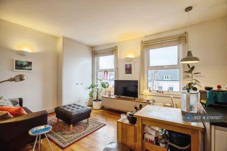 1 bedroom flat to rent - Photo 5