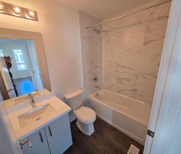 For Lease - 70 Kenesky Drive Unit# 31, Hamilton, Ontario - Photo 4