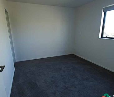 Finest Townhouse on Cross Street - Photo 4