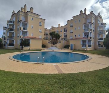 2 Bedroom Apartment with parking, Alcabideche, Cascais - Photo 2