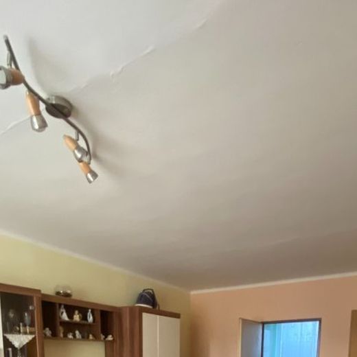 PRENÁJOM - 3-izbový byt - sídlisko Váh, Šaľa - Photo 1