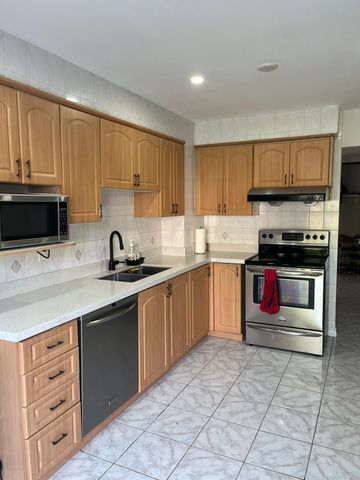 For Lease - 19 Muskoka Street, Brampton, Ontario - Photo 3