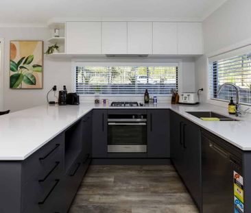 25 Betty Boyes Street, Wallaceville - Photo 3