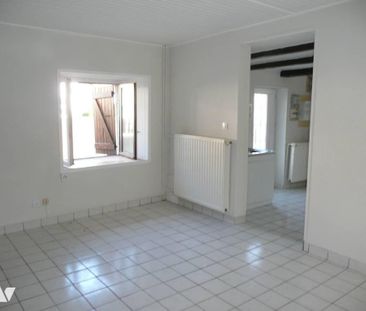 MAISON DE TYPE 3 A LOUER - DAMPARIS 39500 - Photo 1