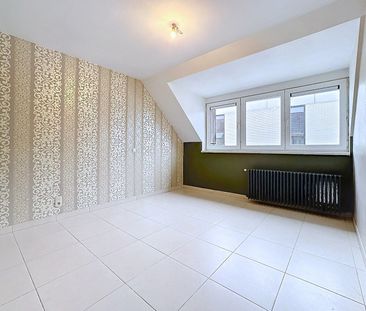 Appartement met 2 slaapkamers, ruim terras en garage te Koekelare - Foto 5