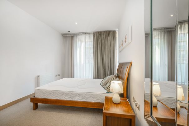 Cloncurry House, Spencer Dock, IFSC, Dublin 1, D01 N9X3 - Photo 1