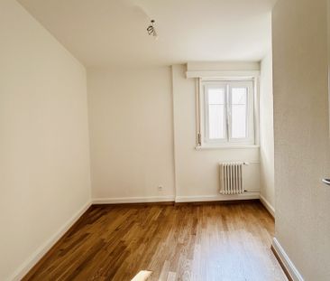 Centre de Payerne - appartement rénové de 3.5 pièces avec balcon - Photo 2