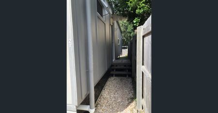 2 BEDROOM GRANNY FLAT WITH AIRCON AND SOLAR PANELS - Photo 4