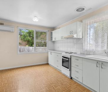 5 Allwood Street Chifley ACT - Photo 4