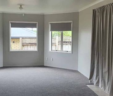 4 Bedroom family home - Photo 4