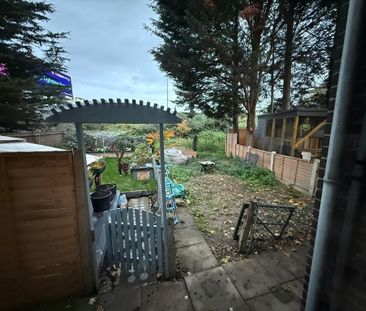 3 bedroom apartment to rent - Photo 6