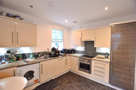 2 bedroom apartment to rent - Photo 5