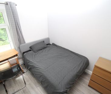 Room For Rent Brook Street, Pontypridd - Photo 3