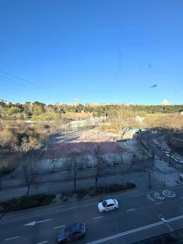Avenida de Valladolid, Madrid, Community of Madrid 28008 - Foto 4