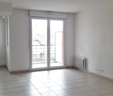 location Appartement T2 DE 42.96m² À CANTELEU - Photo 3
