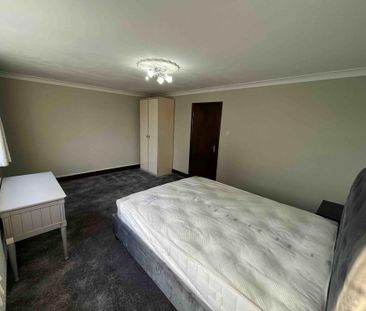 1 bedroom in a house share to rent - Photo 5