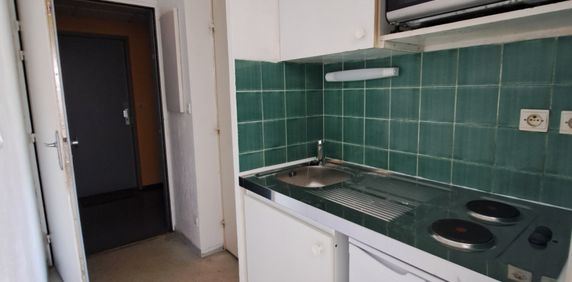 RAVISSANT STUDIO DE 18,68M² DANS LE 3EME ARRONDISSEMENT - Photo 2