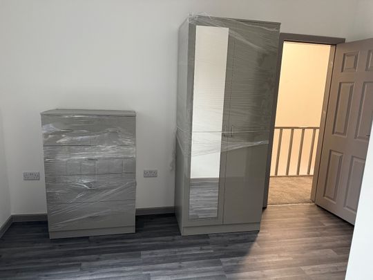 4 Bed End Terrace, Liverpool, L13 - Photo 1