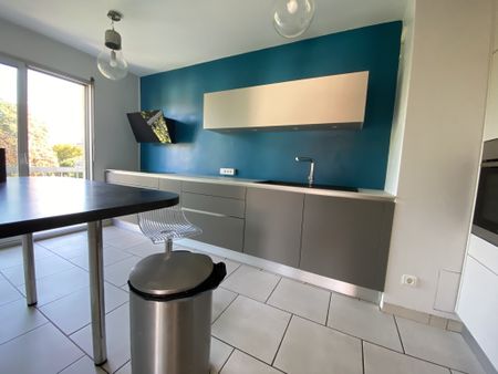 Location Appartement 5 pièces 93m² METZ 57050 - Photo 4