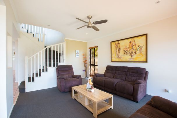 31 Glenwater Crescent, Helensvale QLD 4212 - House For Rent - $1,350 | Domain - Photo 1