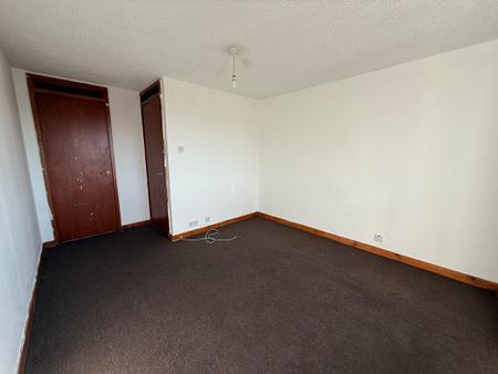 3 bedroom maisonette to rent - Photo 4