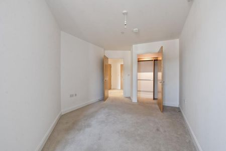 1 bedroom retirement property to rent - Photo 5