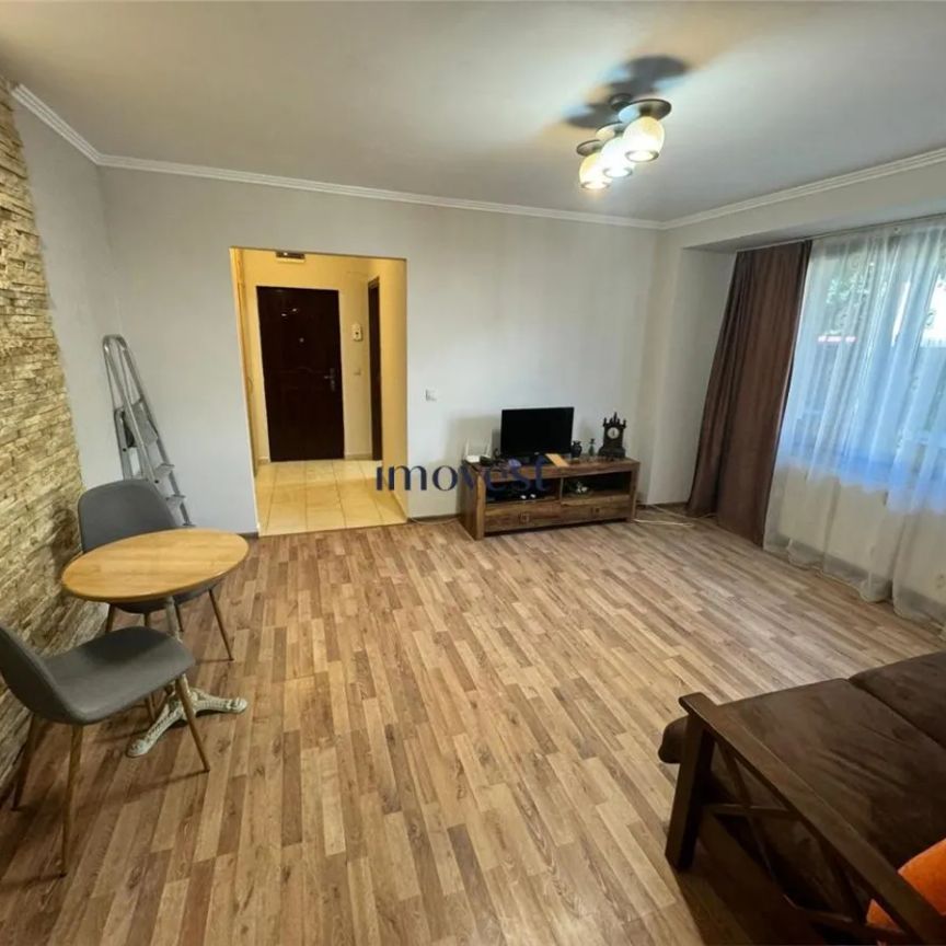 De inchiriat:Apartament cu 2 camere in zona Centrala - Fotografie 1