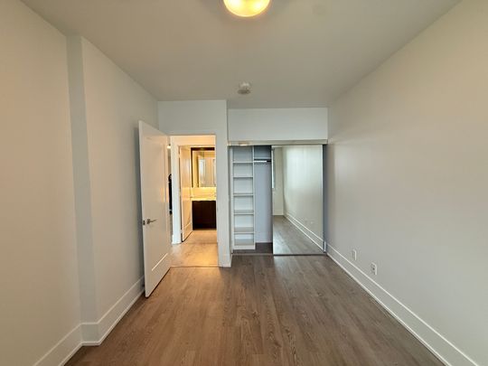 For Lease - 1 Edgewater Drive Unit# 614, Toronto, Ontario - Photo 1