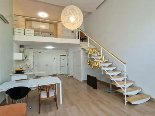 Loft de alquiler en Calle de Julián Camarillo, 47, Simancas - Photo 1