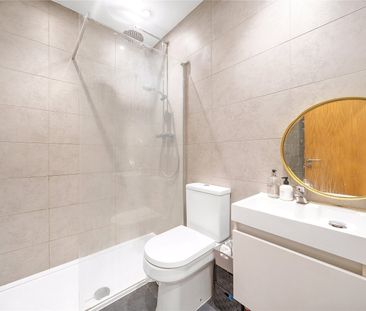 Killyon Road, London, SW8 ground floor flat to rent - Photo 3