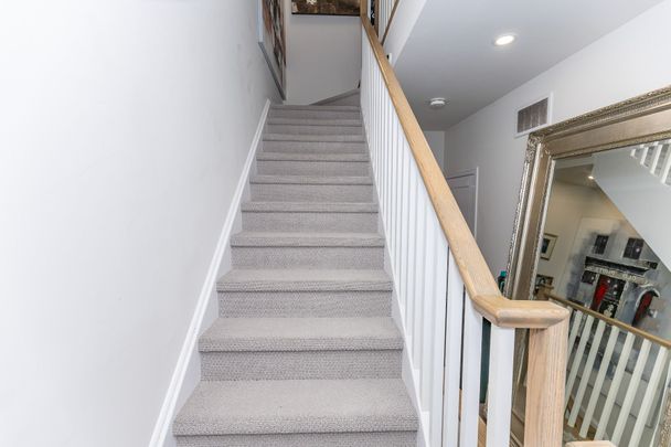 For Lease - 1190 Cawthra Road Unit# 610, Mississauga, Ontario - Photo 1