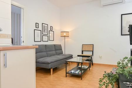 Calle del Divino Vallés, Madrid, Community of Madrid 28045 - Photo 2