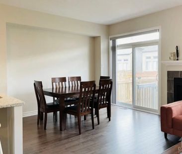 For Lease - 520 EARNSCLIFFE Grove, Blossom Park - Airport and Area,... - Photo 3