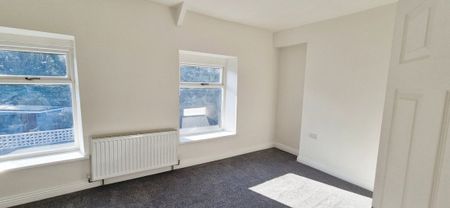 Walters Road, NEATH - Photo 5