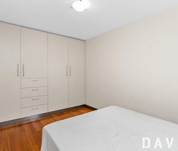 Safe and secure FULLY FURNISHED unit - Photo 3