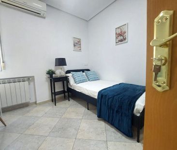 Calle Sanz Raso, Madrid, Community of Madrid 28038 - Photo 4