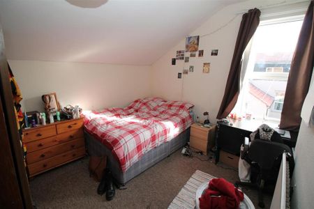 6 bedroom terraced house to rent - Photo 5